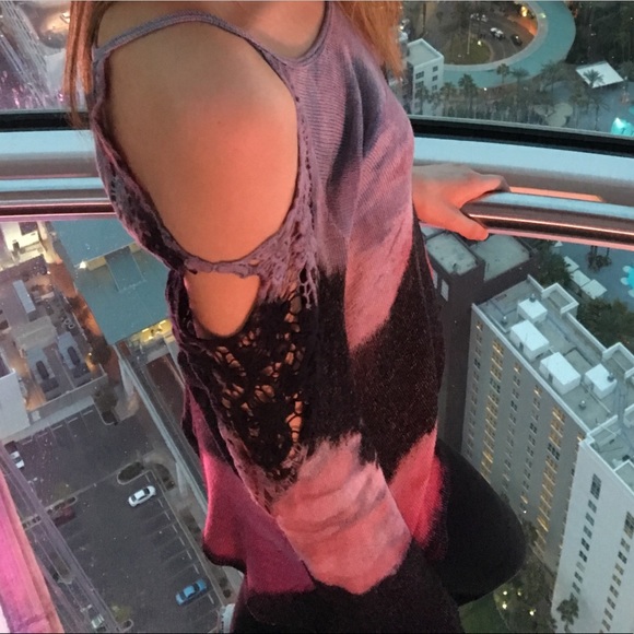 Off-the-shoulder long-sleeve shirt - Picture 2 of 3